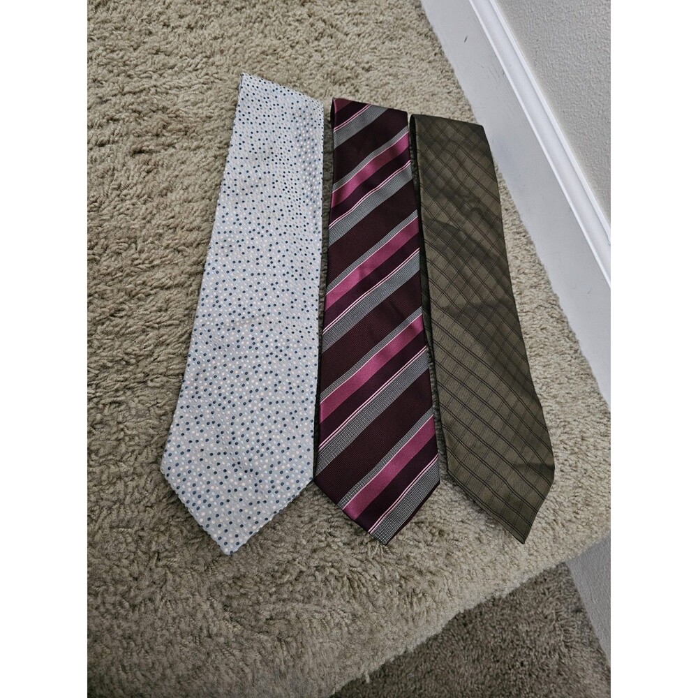 Lot Of 3 Men's 100% Silk Ties Banana Republic Made In Italy Green Blue Burgundy
